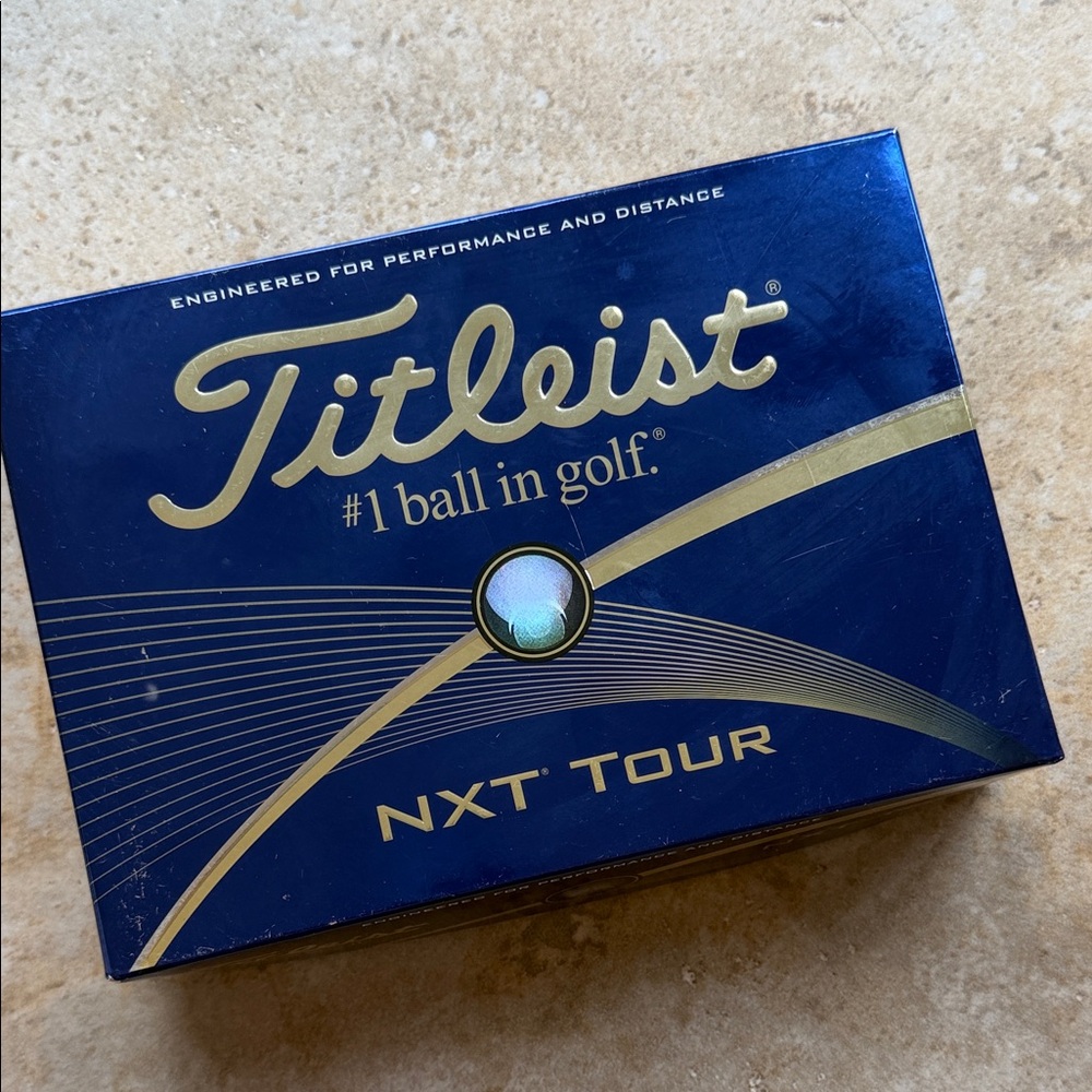 Titleist NXT Tour Box - Navy & Gold Design